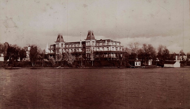 The Guesthouse
